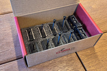 Lade das Bild in den Galerie-Viewer, Cobra Hybrid Sample Box